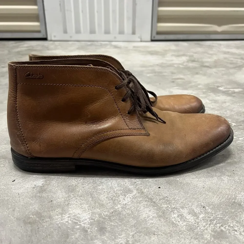 MEN'S CLARKS 1825 Brown Leather Ankle Chukka Boots Men’s Size 11.5 M READ